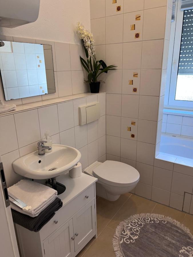 Rose No. 1 Apartment Friedrichshafen Ngoại thất bức ảnh